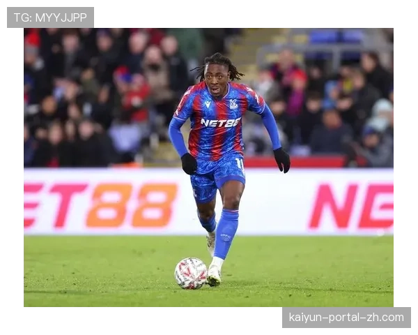 埃泽成为英超时代首位 单赛季北伦敦德比进五球者